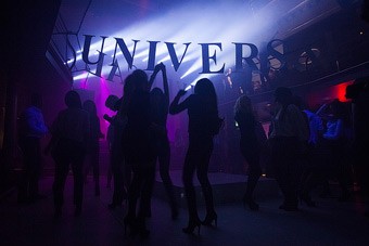 «Летать не вредно»: фоторепортаж с Дня рождения клуба «Универсал»