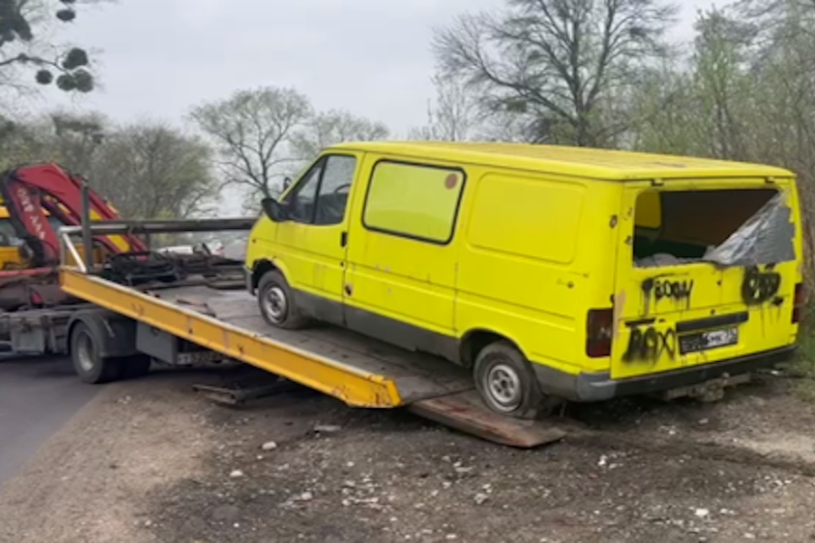 Власти рассказали, сколько зарабатывают на утилизации брошенных машин (фото)