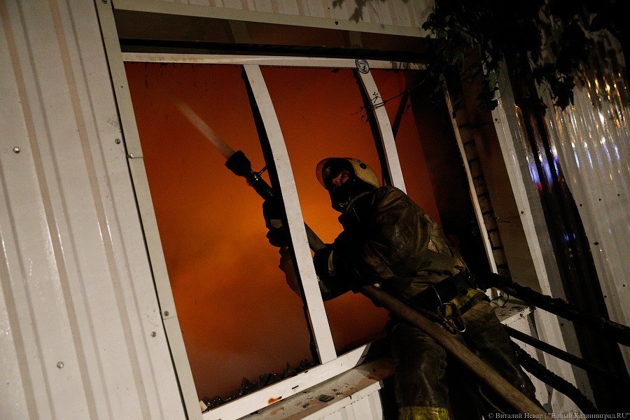 В Светлогорске произошел пожар в квартире, пострадал человек