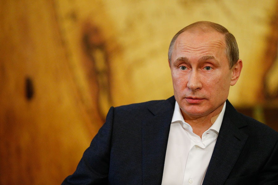 Путин пообещал простить россиянам долги на 184 млрд рублей