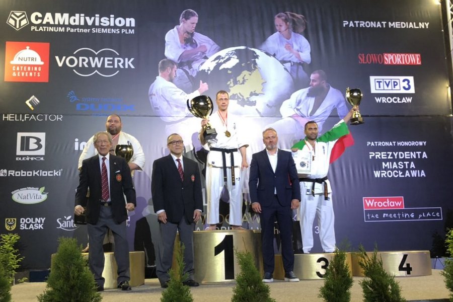 Калининградский каратист-ветеран стал чемпионом Европы