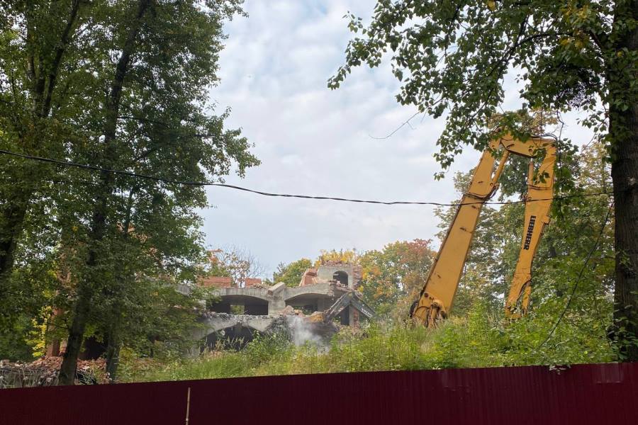 Власти Калининграда рассказали, как хотят использовать территорию под снесенной мечетью