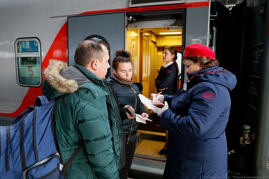 С пятницы в России возобновляется продажа билетов в плацкартные вагоны РЖД