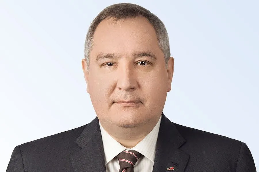 Дмитрий Рогозин ранен при обстреле гостиницы в Донецке