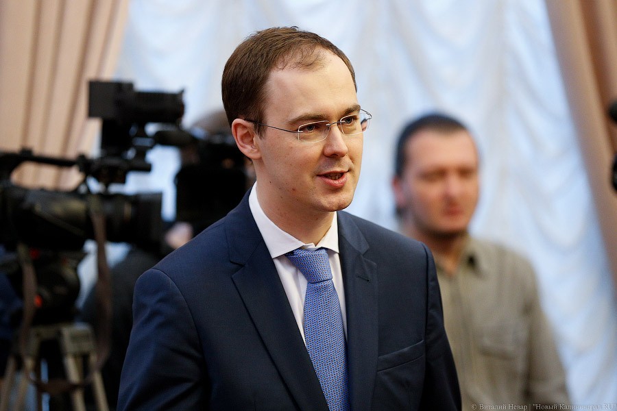 Алиханов решил оставить Александра Кравченко на посту руководителя минздрава