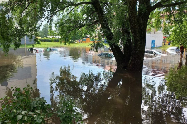 Вечерний @Калининград: вероятность потопа, везение брусчатки и капризы стихии