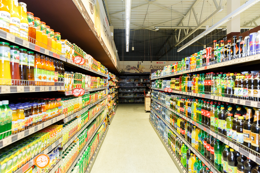 Nestle приостанавливает инвестиции на территории России