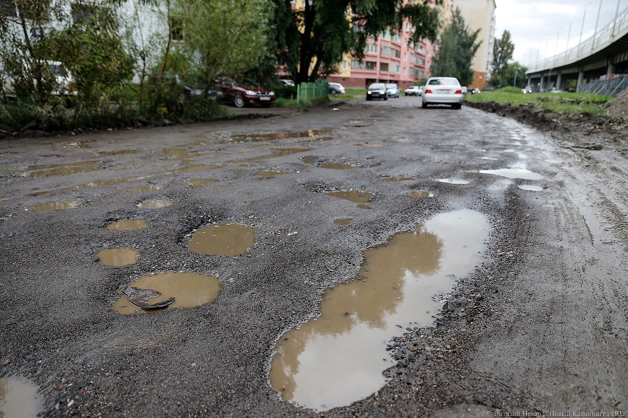 Власти региона назвали «безобразием» состояние временной дороги на Острове