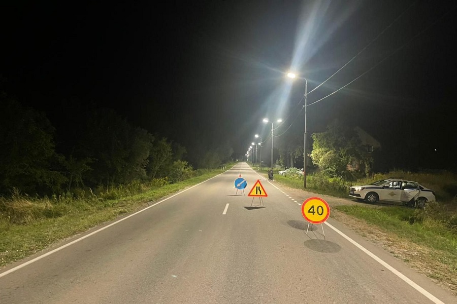 В Немане скутерист пострадал из-за перебегавшей дорогу коровы