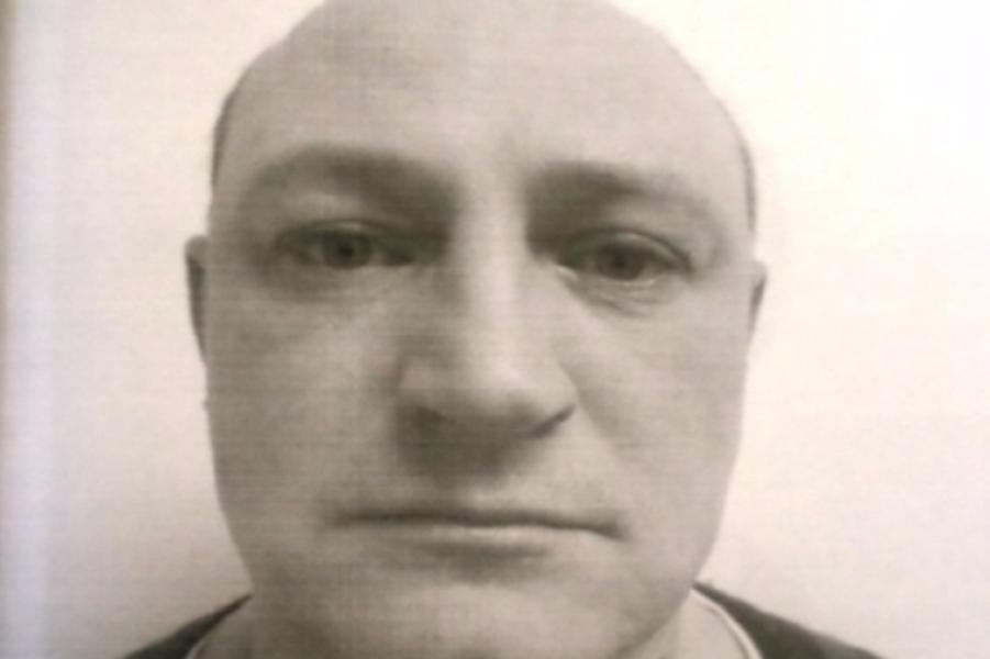 В Гусеве полиция разыскивает мужчину, обвиняемого в совершении преступления (фото)