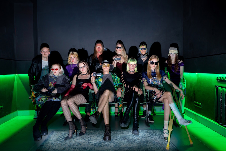 «Коры», свобода и винтаж: как одеваются зумеры