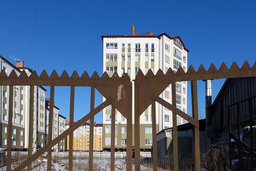 Глава Калининградской области возмутился «сараями, вырастающими в центре городов»