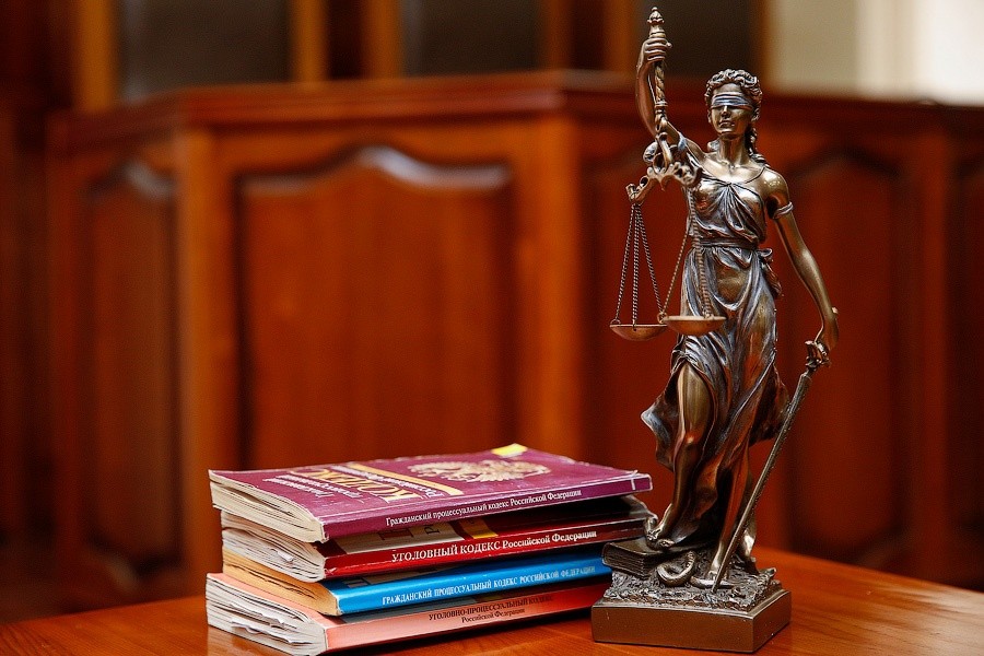 Жительница Светлого выиграла суд у своего должника по делу о нецензурных смс