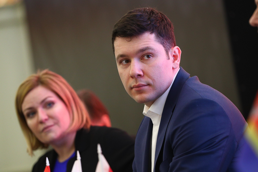 Алиханов стал «паровозом» «Единой России» на выборах в облдуму