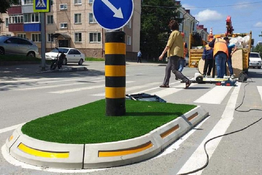 В Калининграде начинают эксперимент по установке новых островков безопасности (фото)