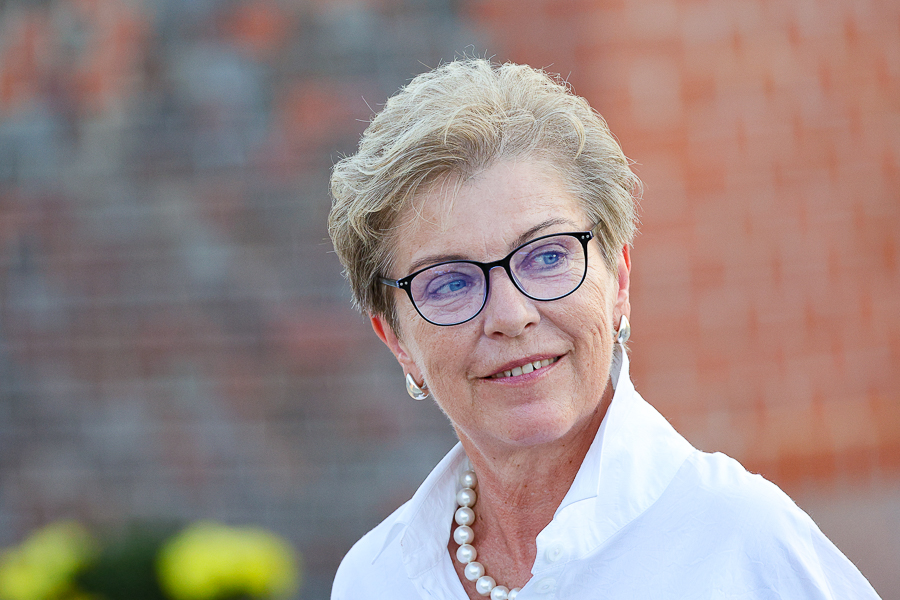 Директора Музея Мирового океана наградили орденом Александра Невского