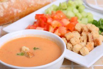 «Оазис в тарелке»: окрошка и другие холодные супы в калининградских ресторанах