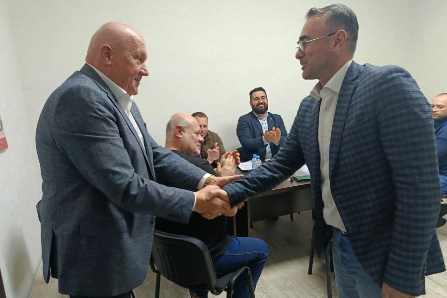 В Ладушкине на пост главы переизбрали Ахилла Феохариди