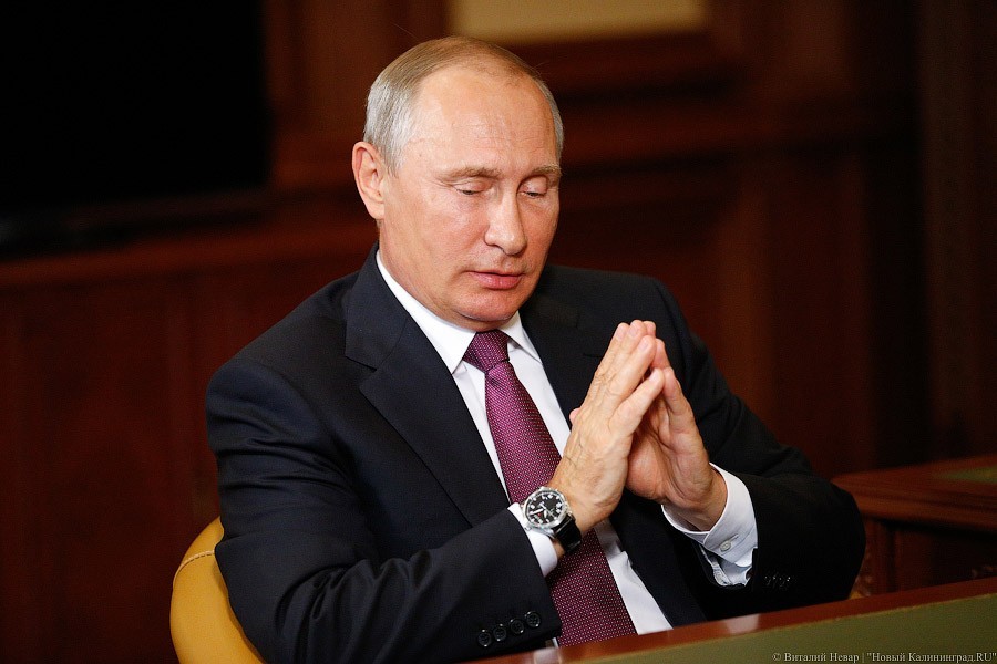 Путин предложил ввести выплаты бедным семьям на детей от трех до семи лет
