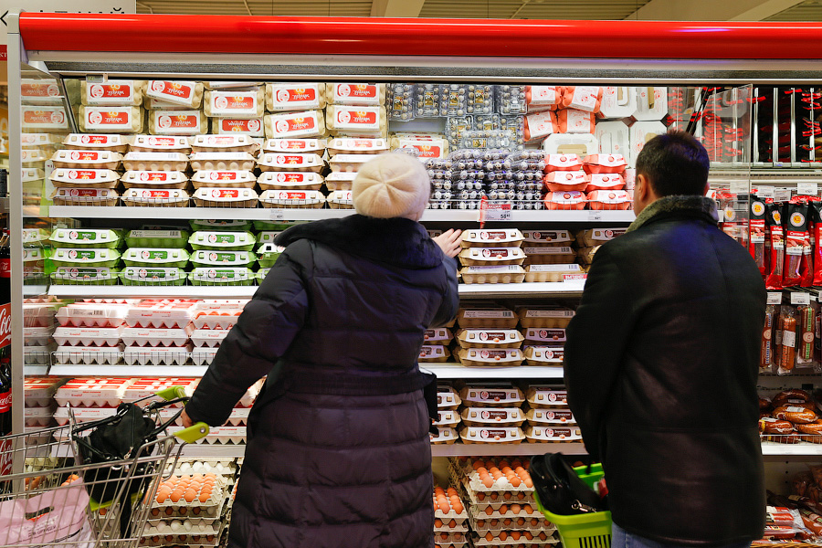 Росстат: продукты в России в январе-сентябре дорожали в 3 раза быстрее, чем в ЕС