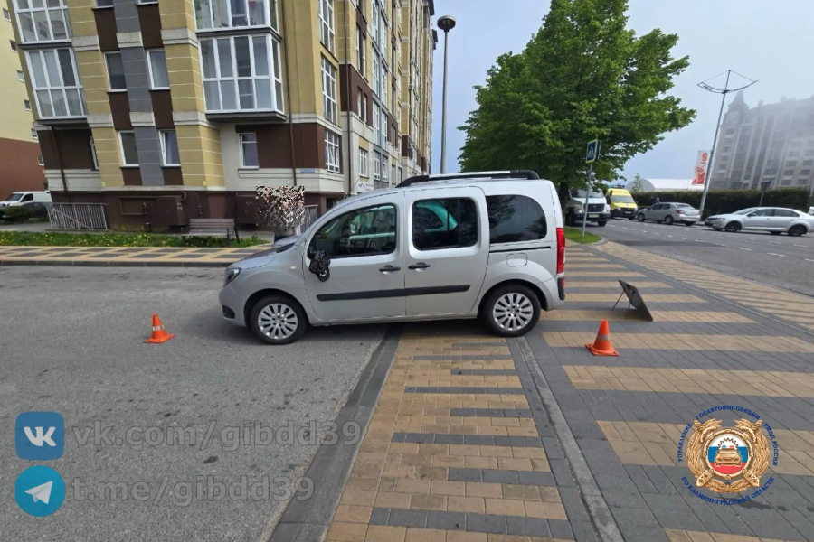 В Зеленоградске две девочки пострадали в ДТП с электросамокатом