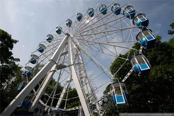 За колесо обозрения в частном парке «Юность» бюджет заплатил 50 миллионов