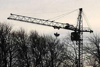 «Смерть» наследника «Мурадина»: судьба подрядчика ДС «Янтарный» и Театра эстрады