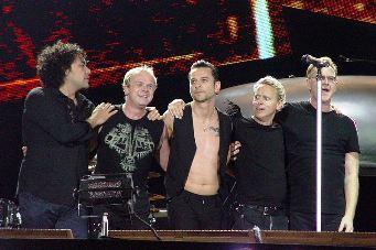 В Центральном парке покажут концерт Depeche Mode на 19-метровом экране