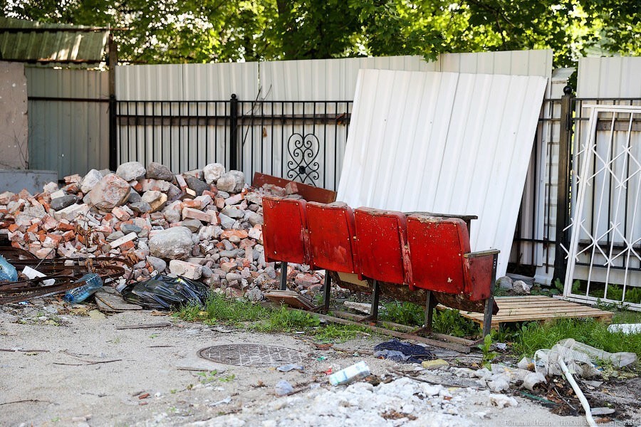В Балтийске из-за большого количества мусора решили перенести городской субботник