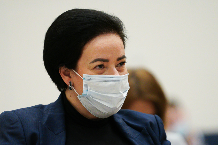Горвласти пообещали, что забор у новостроек на Нижнем озере снесут