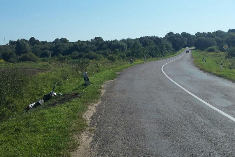 В Краснознаменском районе скутер вылетел в кювет и загорелся