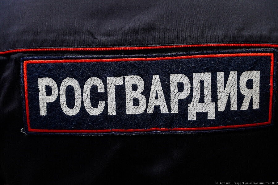 В Калининграде мужчине не дали рассчитаться на заправке фальшивой купюрой