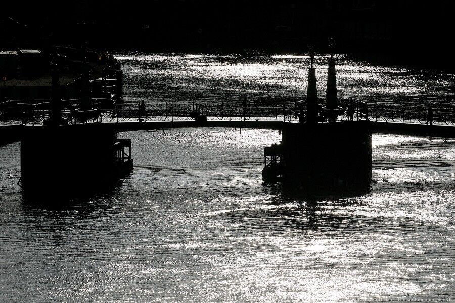 Горвласти предупреждают о разводе мостов в ночь на среду