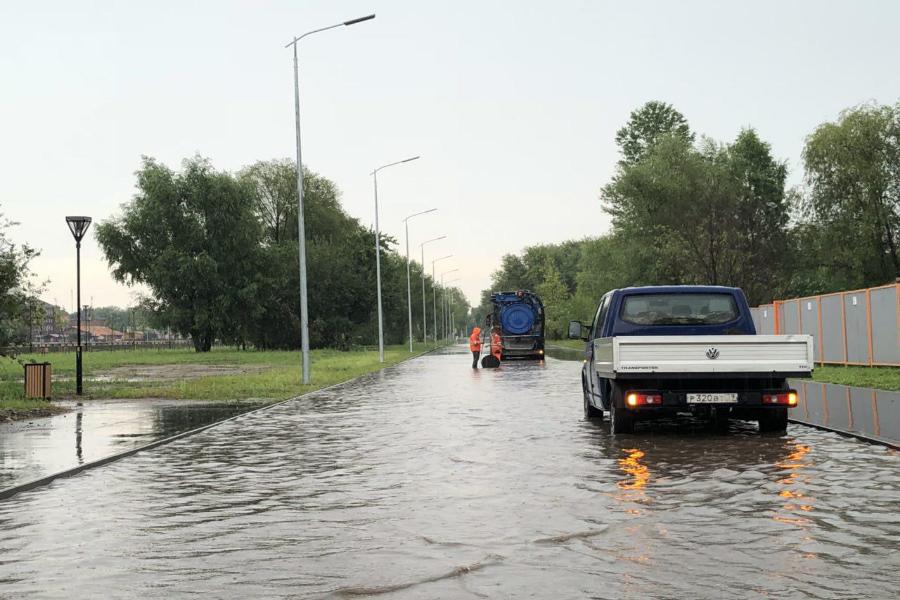 В Калининграде затопило новые дороги на Острове (фото)