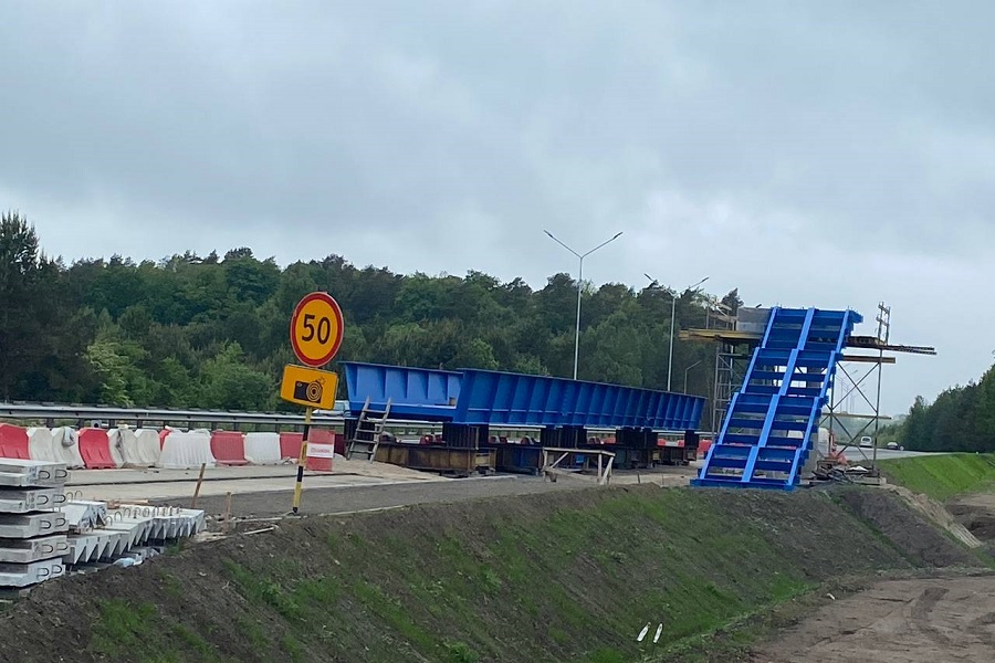 Автомобилистов предупреждают о временном закрытии движения по части дороги А-229