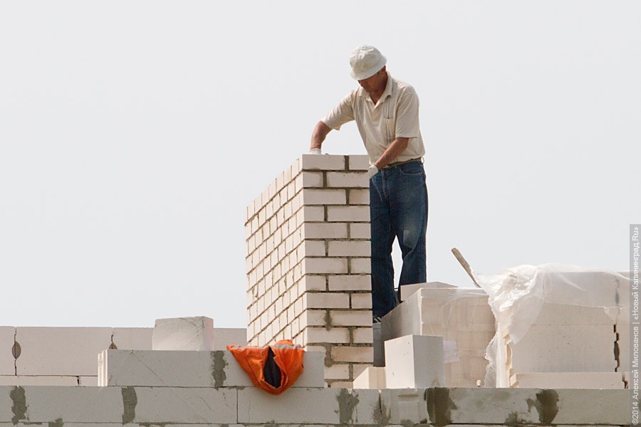 Страховку получили менее трети «обманутых дольщиков» на Девау