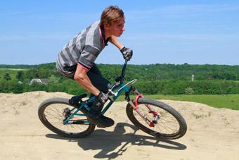 Региональная федерация велоспорта закрывает сезон чемпионатом по маунтинбайку