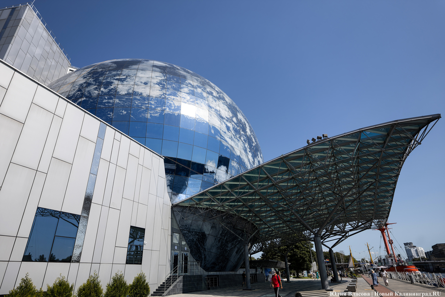 Музей-корабль, музей-планета: экскурсия по корпусу-шару «Планета Океан»