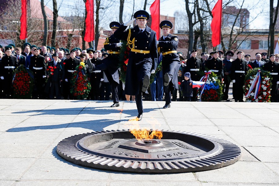 Силанов обратился к жителям Калининграда в связи с отменой торжеств 9 апреля