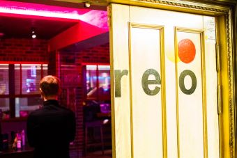 «Без вариков» или как работает фейсконтроль: мужская работа глазами женщины