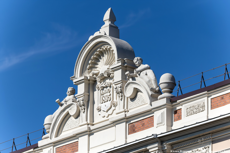 Маслов: из-за срыва сроков капремонта минстрою не стоит кивать на памятники