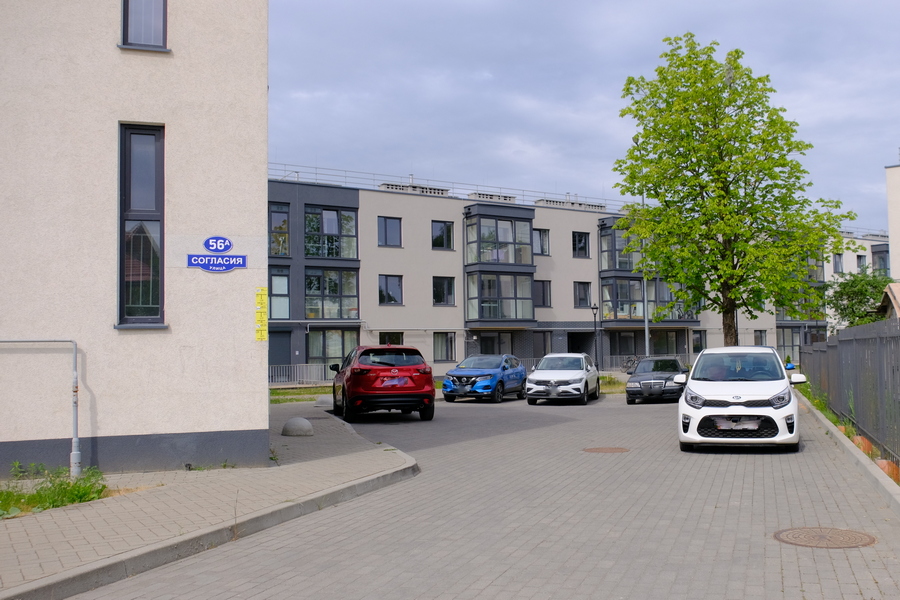 Власти обнаружили незаконные стоки в канал из комплекса жилых домов на Согласия-Сусанина