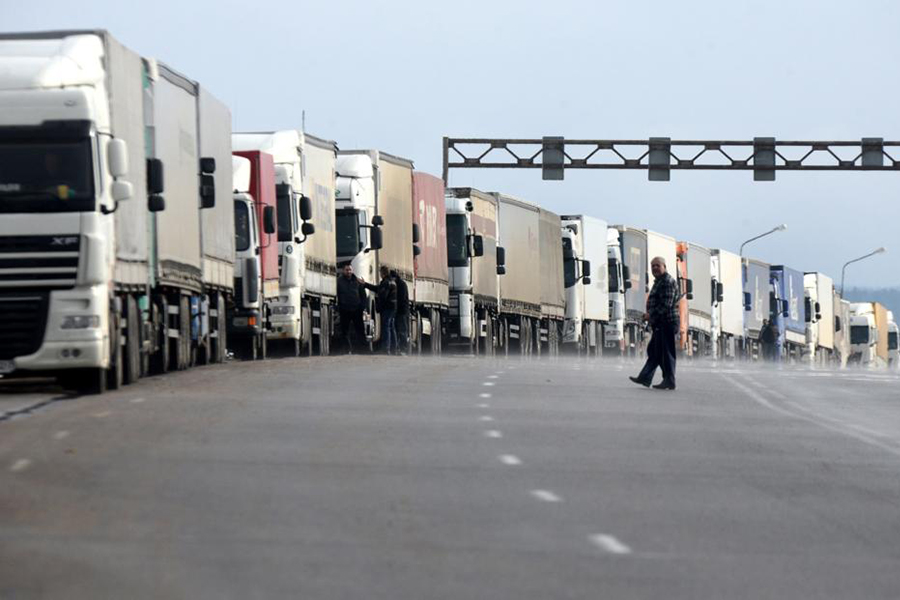СМИ: Литва попросит Минск выпустить грузоперевозчиков, застрявших в Белоруссии
