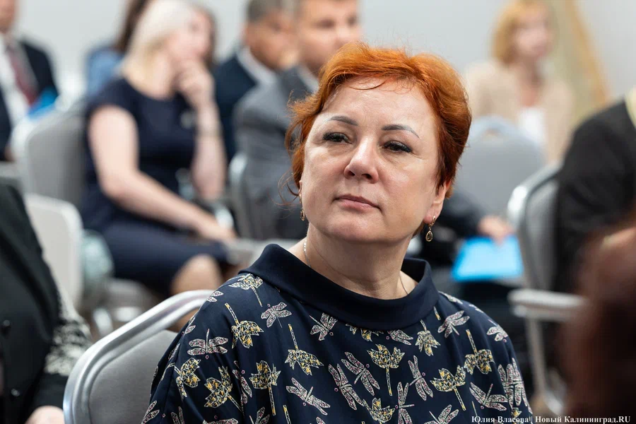 Глава администрации Озёрского округа извинилась за комментарии мужа в соцсетях