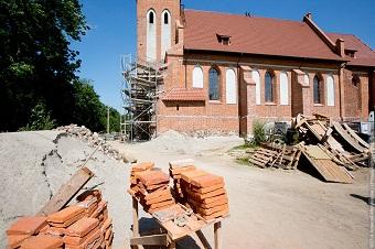 Губернатор не увидел международного скандала в ситуации с фресками кирхи Арнау