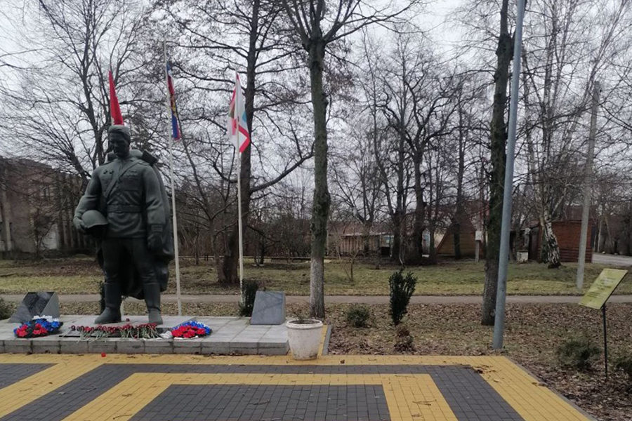 На ремонт воинских захоронений в Зеленоградском округе выделили 1,9 млн рублей