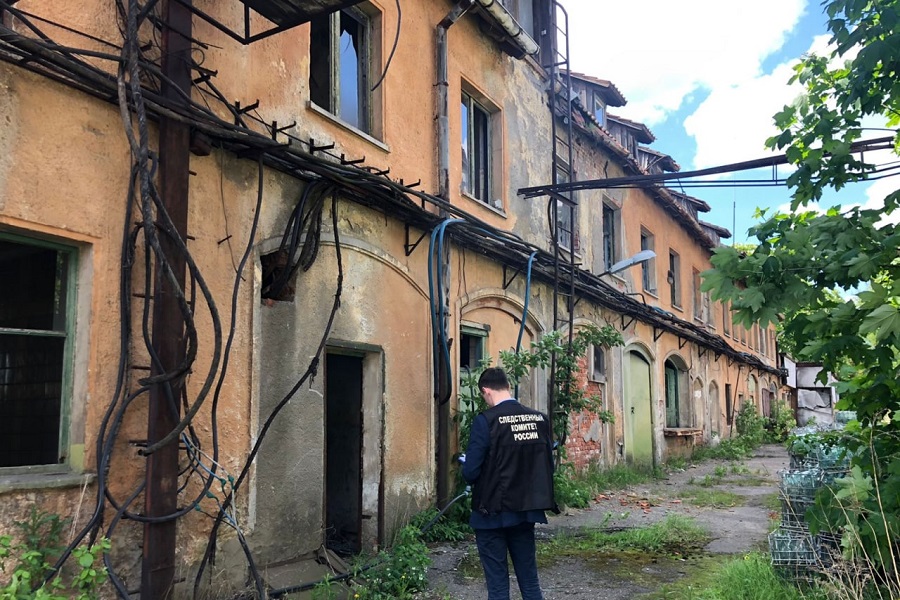 СК: в Черняховске 18-летний юноша погиб от удара током