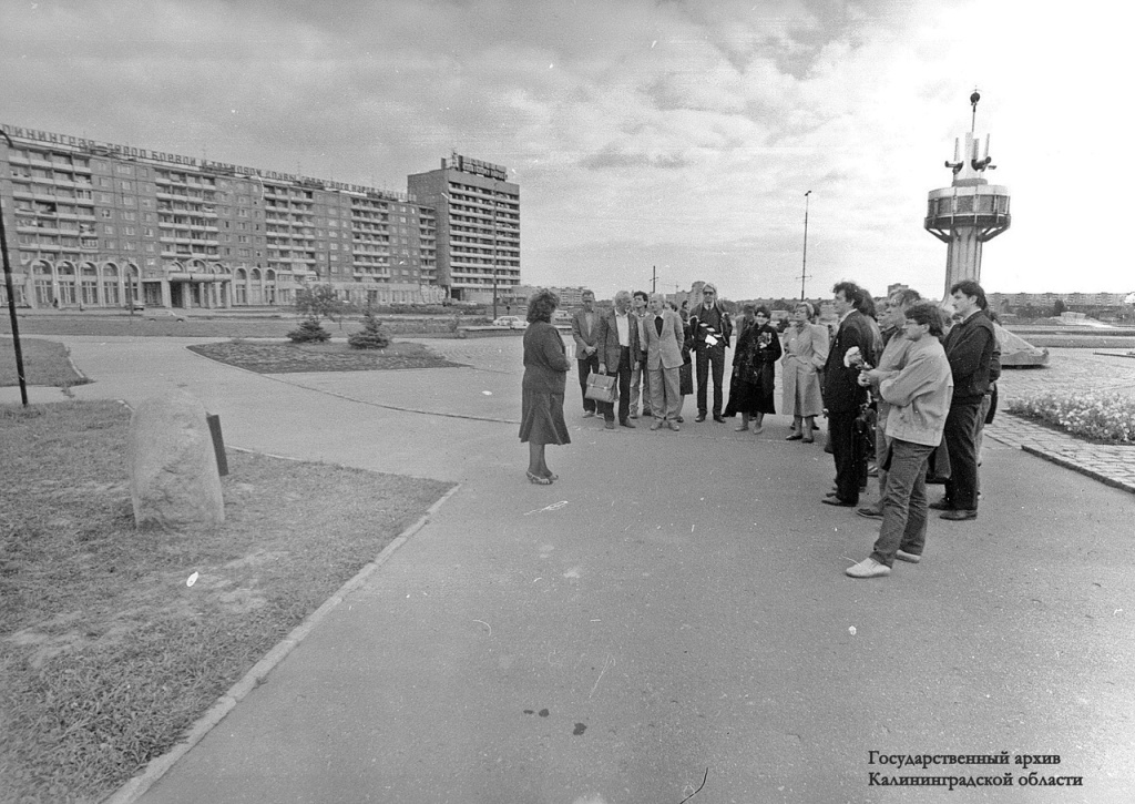 памятник гофману2.jpg