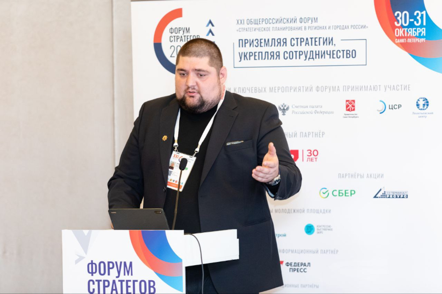 Денис Новохацкий-3.jpg Денис Новохацкий-3.jpg