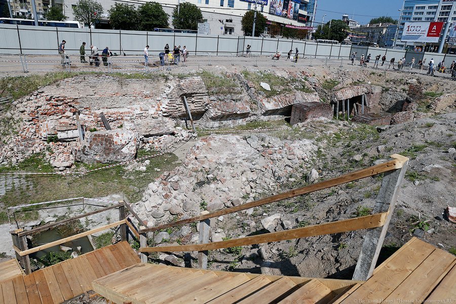 Раскоп 2016.jpg Раскоп 2016.jpg